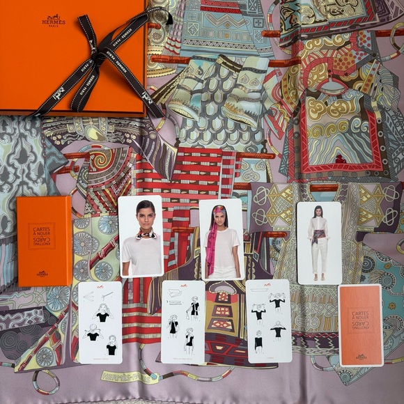 Hermès “Voyage en Étoffes” 90cm Silk Scarf Pastel Multi Rare Collector - Picture 8 of 8